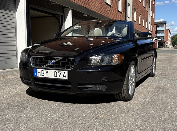 Volvo C70 5 of 5