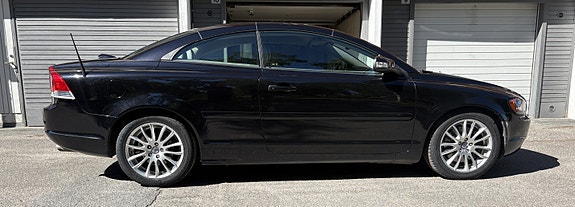 Volvo C70 3 of 5