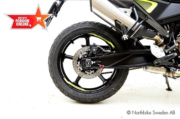 Husqvarna Svartpilen 801 5 of 12