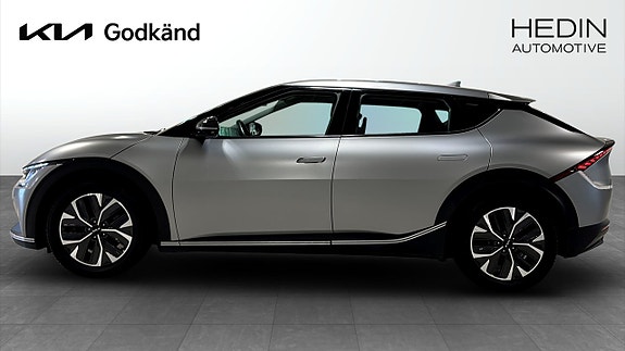 Kia EV6 4 of 12