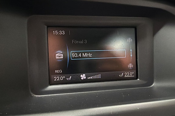 Volvo V40 16 of 21