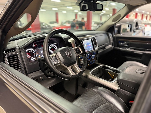 Dodge RAM 1500 14 of 18