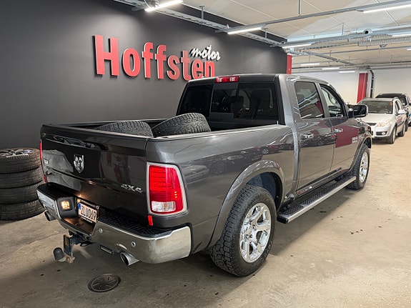 Dodge RAM 1500 3 of 18