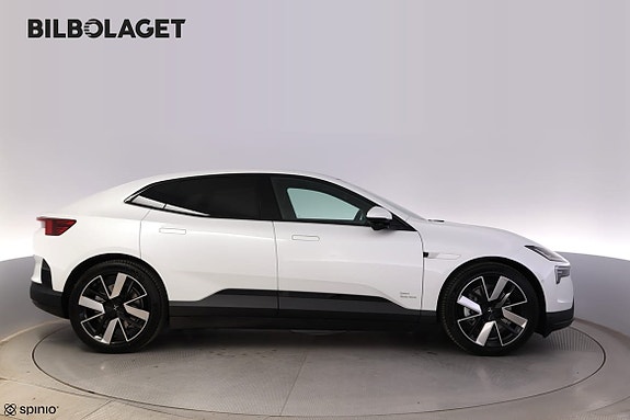 Polestar 4 2 of 26