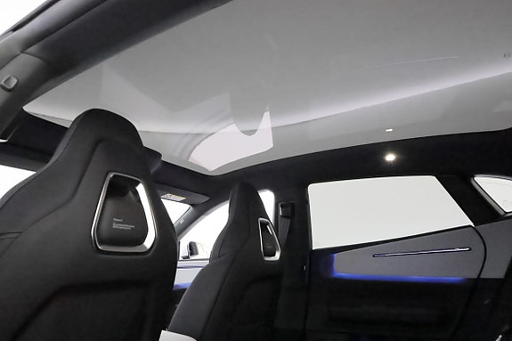 Polestar 4 23 of 26