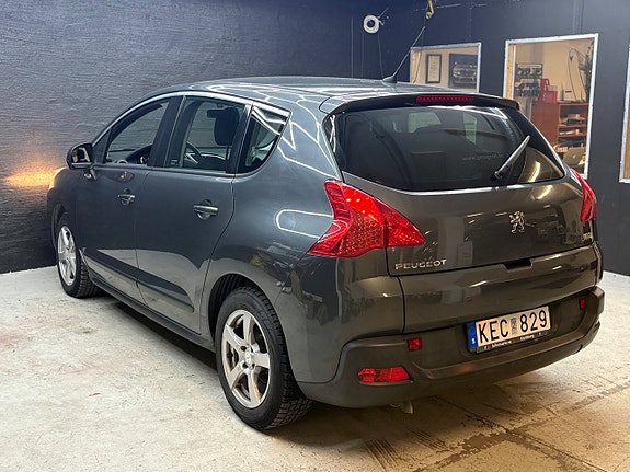 Peugeot 3008 8 of 21