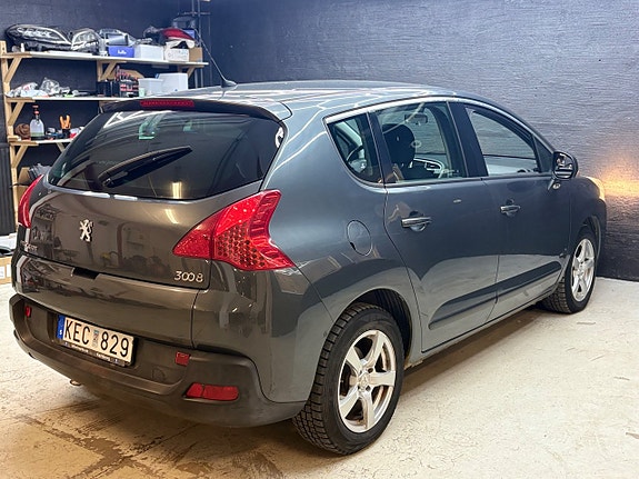 Peugeot 3008 9 of 21