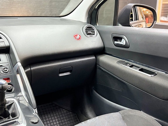 Peugeot 3008 18 of 21