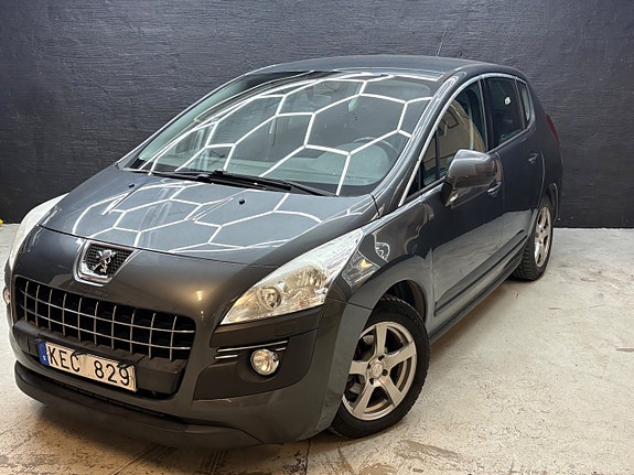 Peugeot 3008 3 of 5