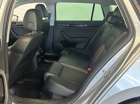 Skoda Superb 14 of 24