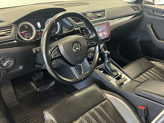 Skoda Superb 21 of 24