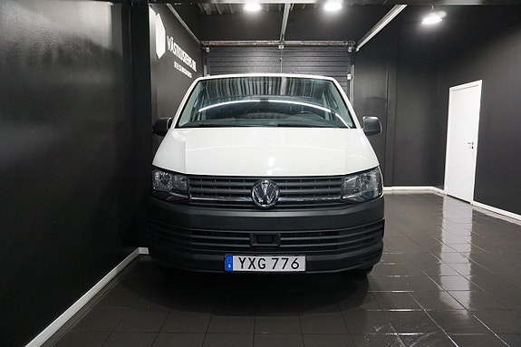 Volkswagen Transporter 2 of 5