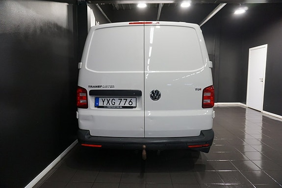 Volkswagen Transporter 6 of 22