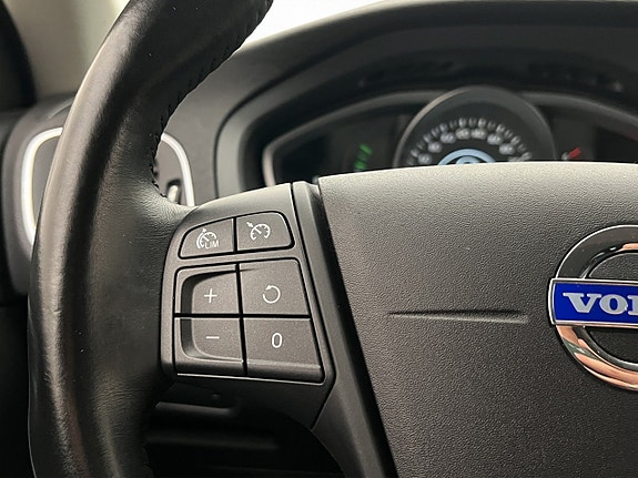 Volvo V40 15 of 29
