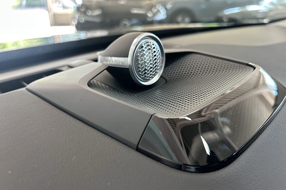 Volvo ES90 22 of 29