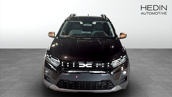 Dacia Sandero 8 of 9