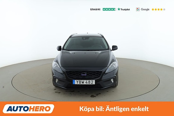 Volvo V40 Cross Country 9 of 30