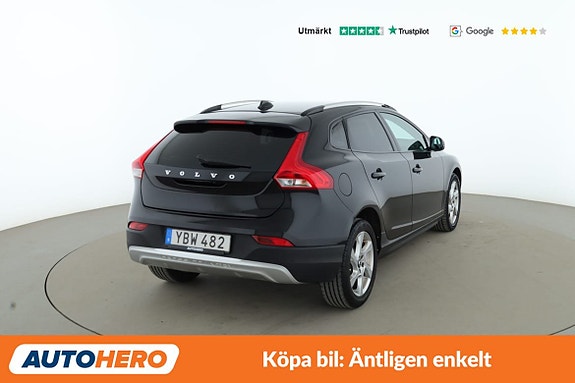 Volvo V40 Cross Country 6 of 30