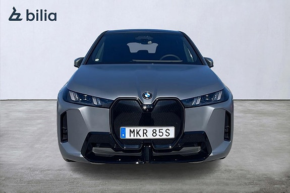 BMW iX 5 of 5