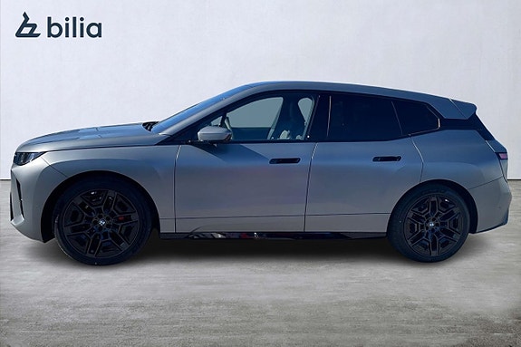 BMW iX 3 of 5