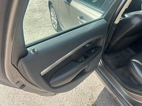 Volvo V70 7 of 20
