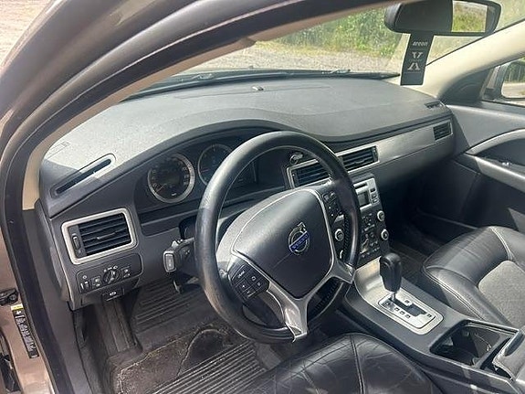 Volvo V70 18 of 20