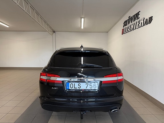 Jaguar XF 4 of 10