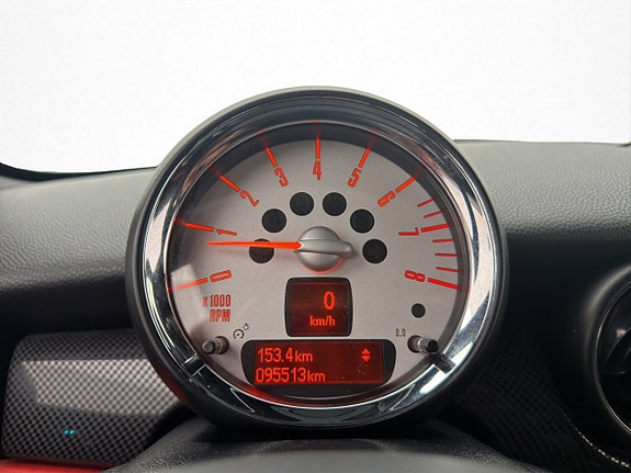 MINI Cooper S 17 of 30