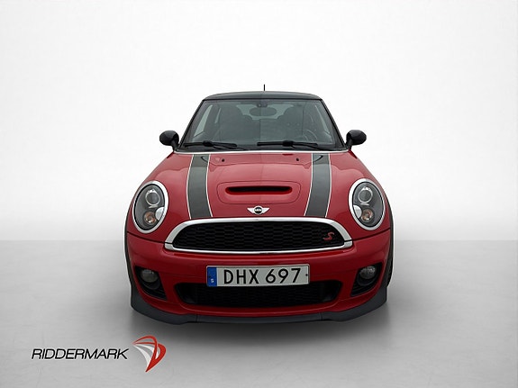 MINI Cooper S 2 of 5