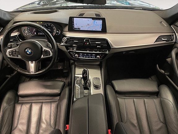 BMW 530i 13 of 26