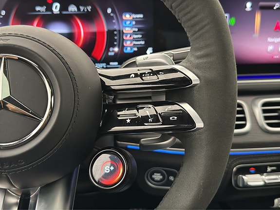 Mercedes-Benz GLE63 19 of 30