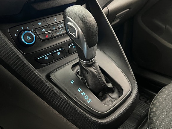 Ford Transit Connect 23 of 29