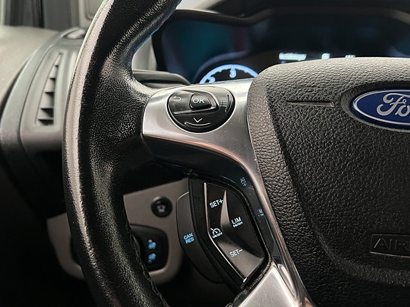 Ford Transit Connect 17 of 29