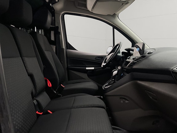 Ford Transit Connect 24 of 29