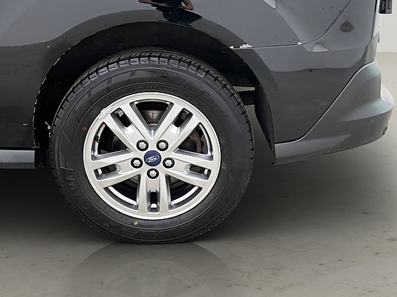 Ford Transit Connect 27 of 29