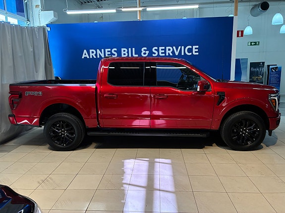Ford F-150 2 of 5