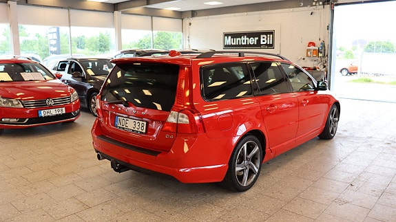 Volvo V70 5 of 17