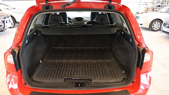 Volvo V70 9 of 17