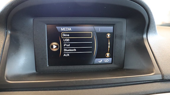 Volvo V70 14 of 17
