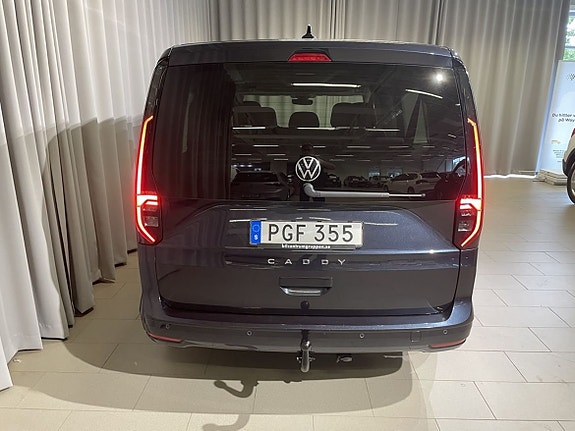 Volkswagen Caddy Maxi 5 of 5