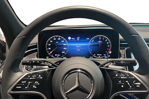 Mercedes-Benz E300 de 6 of 18