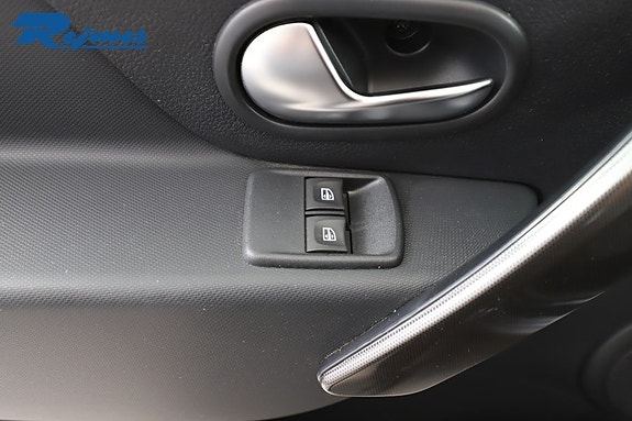 Dacia Logan 11 of 25