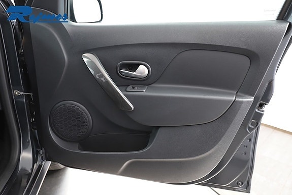 Dacia Logan 15 of 25