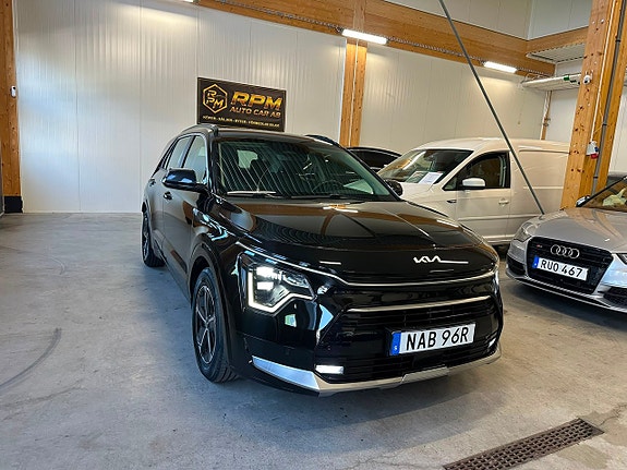 Kia Niro 2 of 23