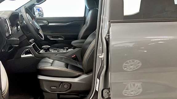 Ford Ranger 6 of 12