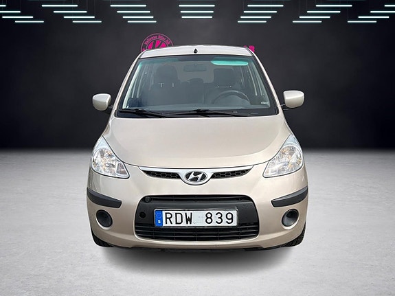 Hyundai i10 3 of 5