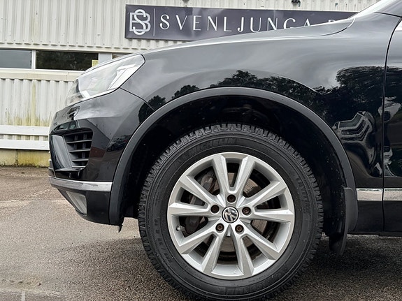 Volkswagen Touareg 6 of 23