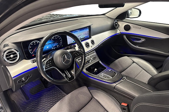 Mercedes-Benz E300 de 8 of 28