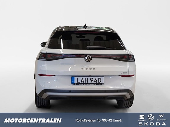 Volkswagen T-Roc 5 of 5