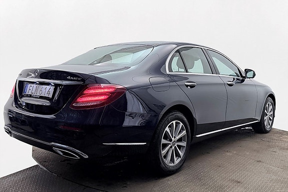 Mercedes-Benz E220 d 6 of 30